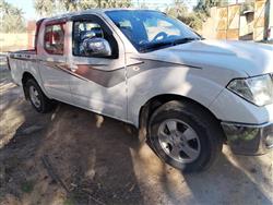 نیسان نەڤارا